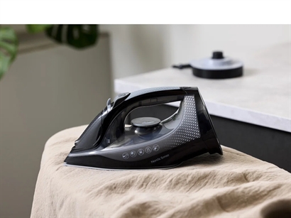 Nordic Sense Sladdlöst ångstrykjärn 2400 watt Svart/Grå - Rekommenderat pris 599,-