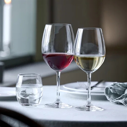 Lyngby Glas Juvel Vinsset 18 delar - Rekommenderat utpris 999,-