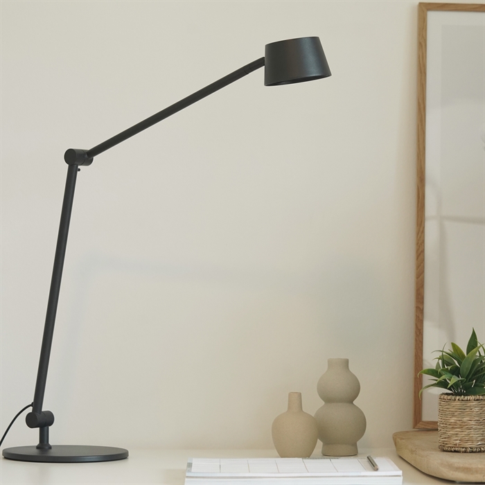 ANTIDARK Direction bordslampa - Rekommenderat utpris 1299,-