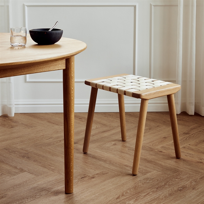Andersen Seat Stool I Ek - Rek. utpris 1395,-
