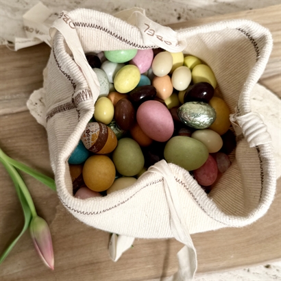 Rustik bomullspåse med Luksus Påskeblanding 600 gram