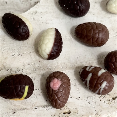 Ekologisk påse med påsktryck - Belgiska påskägg, Bagsværd lakrits och chokladtryfflar