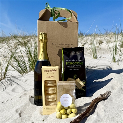 Sommarpresent med Bubbel, Amalfimandlar, Rosmarinkex och Macarons