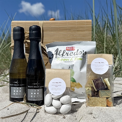 Elegant bambulåda med Prosecco, Choklad och Snacks