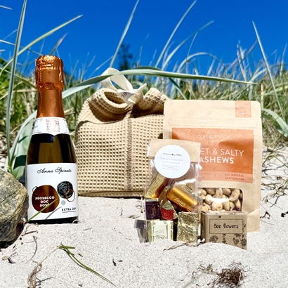 Våffelvävd bomullspåse med Rosé Prosecco, Blomsteräng och Snacks
