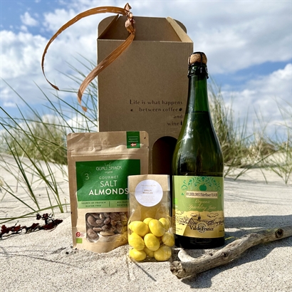 Sommarpresent med Alkoholfri Cider, Italienska Amalfimandlar och Salta Mandlar