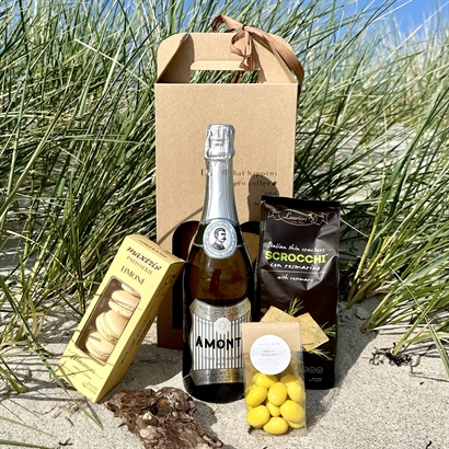 Sommarpresent med Bubbel, Amalfimandlar, Rosmarinkex och Macarons