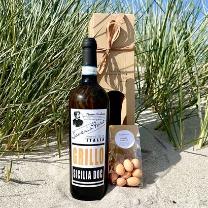 Sommarpresent med Italiensk Vitt Vin och Orange Chokladmandlar