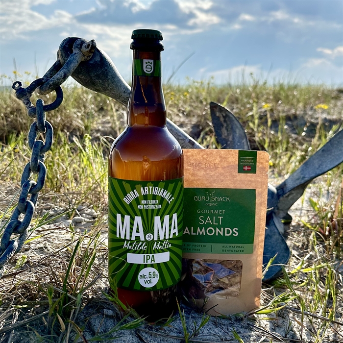 Sommarpresent - 75 cl italiensk IPA öl och Ekologiska Saltmandlar
