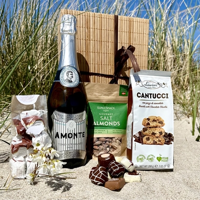 Sommarpresent med Bubbel, Belgisk Choklad, Cantucci och Salta Mandlar