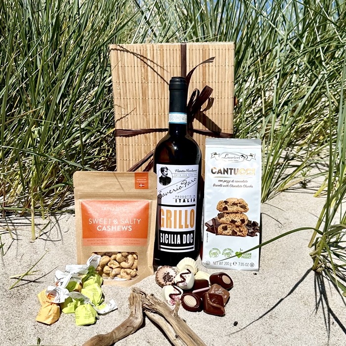 Bambulåda med Vitt vin, Belgisk choklad, Cantucci och Cashewnötter