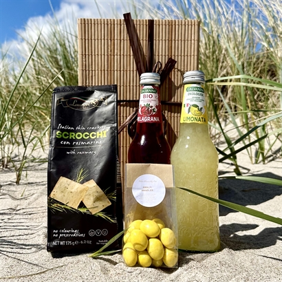 Sommarpresent Alkoholfri med Lemonad och snacks i Bambulåda