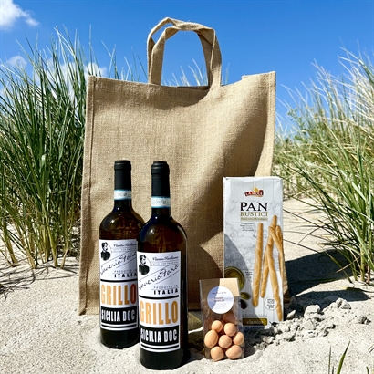 Sommarpresent med 2 flaskor Italiensk Vitt Vin och Snacks