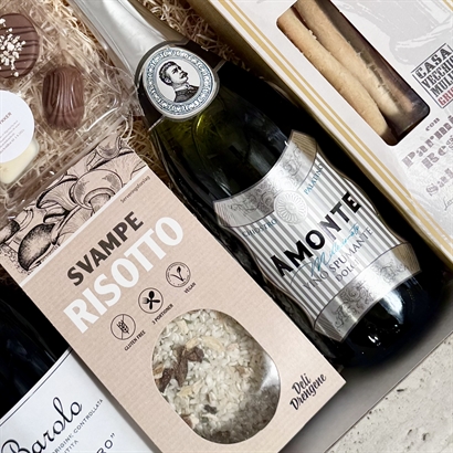 Lyxkorg med Barolo, choklad, risotto och snacks.