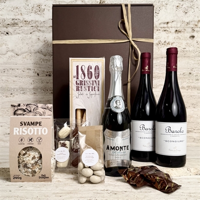 Lyxkorg med Barolo, choklad, risotto och snacks.
