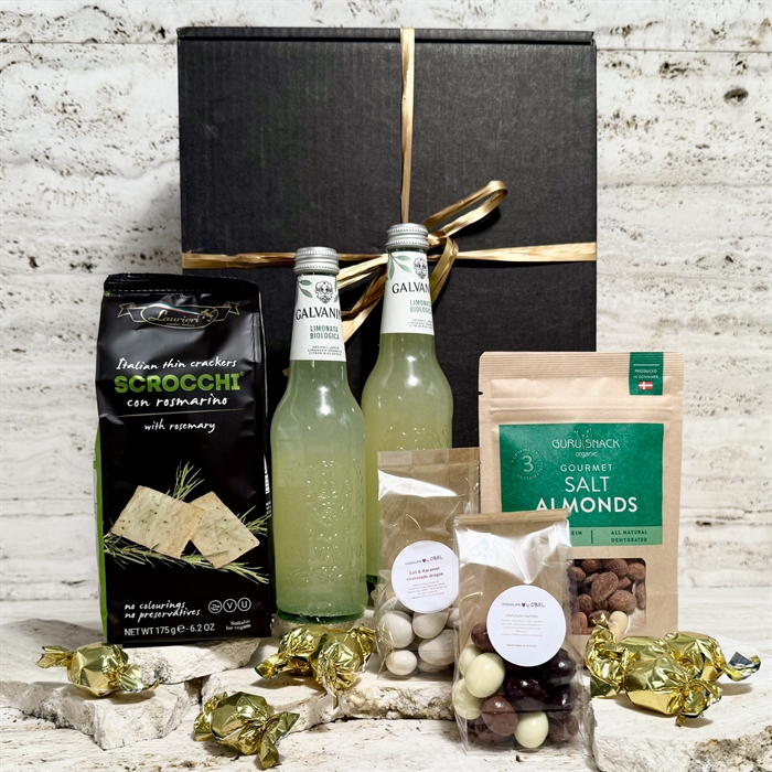 Alkoholfri Presentkorg med italienska delikatesser, Lemonad och choklad