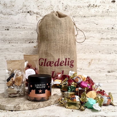  Bülow Lakrids, gräddkola & lyxig chokladblandning i glad jul säck