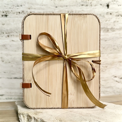 Lyxig Chokladblandning 700 gram i naturfärgad bambulåda