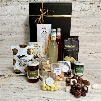 Alkoholfri presentkorg med italiensk lemonad, delikatesser och läcker choklad