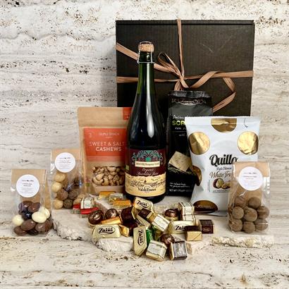   Alkoholfri cider och chokladgåva med ekologisk cider, läcker Choklad och snacks.