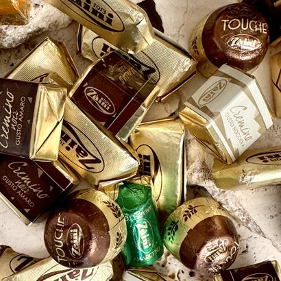 Italiensk chokladpassion i präglad vit ask – 650 gram