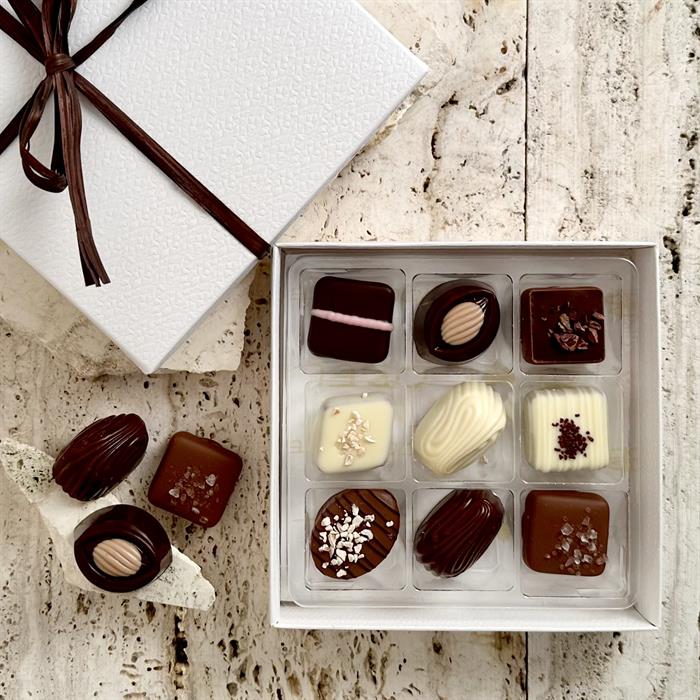 9 Belgiska Gourmet Dessertchoklad i Läderlook Ask