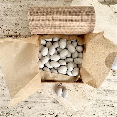 Italienska salt & karamellmandlar i bambulåda – 450 gram