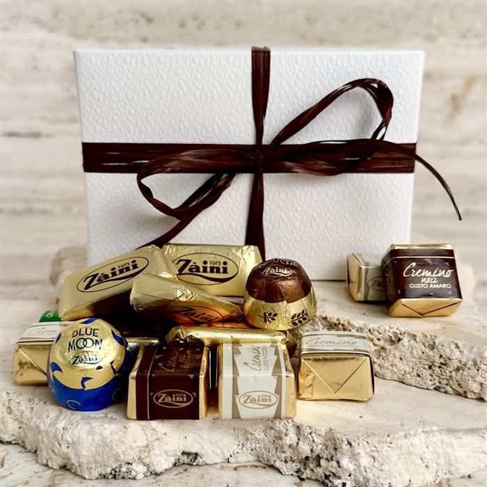 Italiensk chokladpassion i präglad vit ask – 160 gram