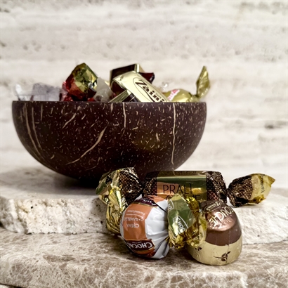 Kokosnöt skål med 200 gram lyxig chokladblandning