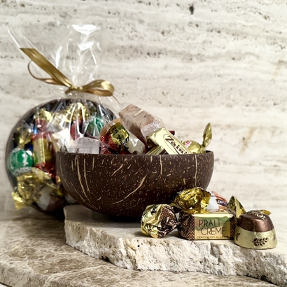 Kokosnöt skål med 200 gram lyxig chokladblandning