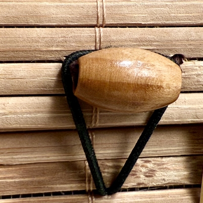 Dansk handgjord dessertchoklad - 9 st. i naturfärgad bambulåda