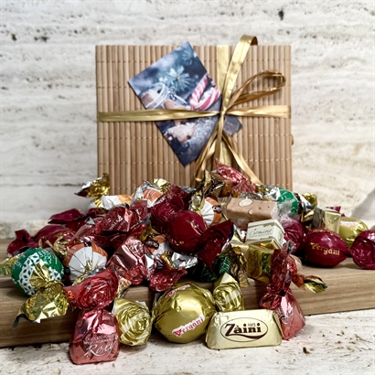 Lyxig chokladblandning 600 gram i naturfärgad bambulåda