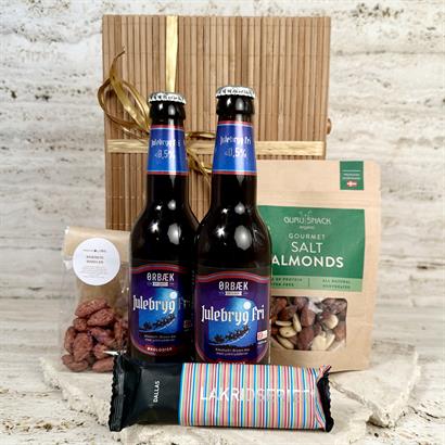 Alkoholfri Danska julöl och snacks – Packad i vacker bambulåda