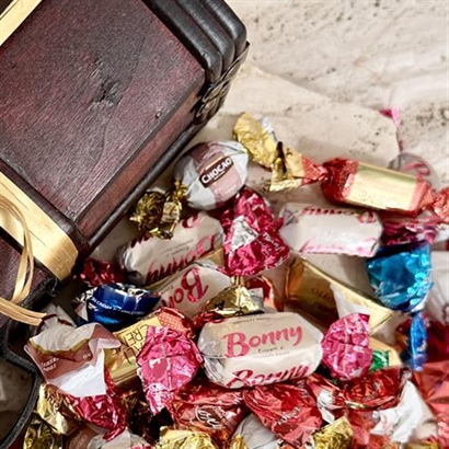 Skattkista fylld med 1000 gram lyxig chokladblandning
