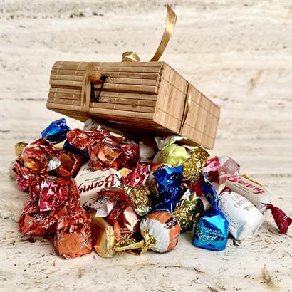 Lyxig chokladblandning 400 gram i naturfärgad bambulåda