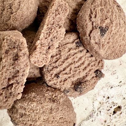 Alkoholfri presentkorg med cider, lemonad, choklad & delikatesser