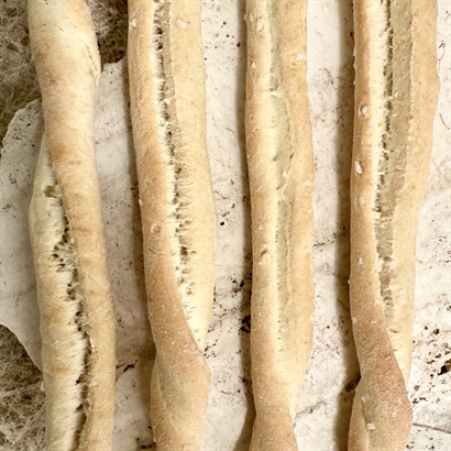 Lyxkorg med Barolo, choklad, risotto och snacks.