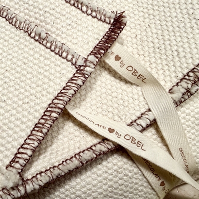 Rustik bomullspresentpåse med Lyxig Påskblandning 500 gram