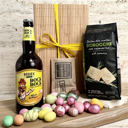 Bambulåda med Påsköl, Bagsværd lakrits, påskägg och snacks