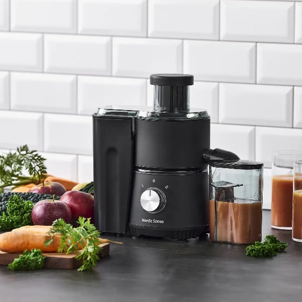 Nordic sense Juicer 400 watt Svart - Rekommenderat pris 999,-