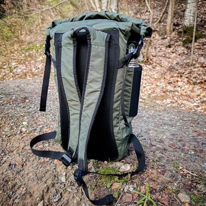 Outdoor-paket med Ryggsäck och Liggunderlag - Rek. utpris 1699,-
