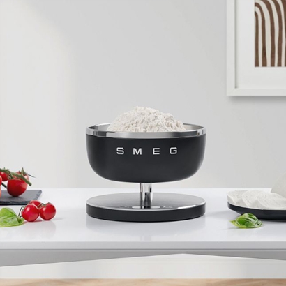 SMEG Köksvåg. 2 färger - Rekommenderat utpris 1099,-