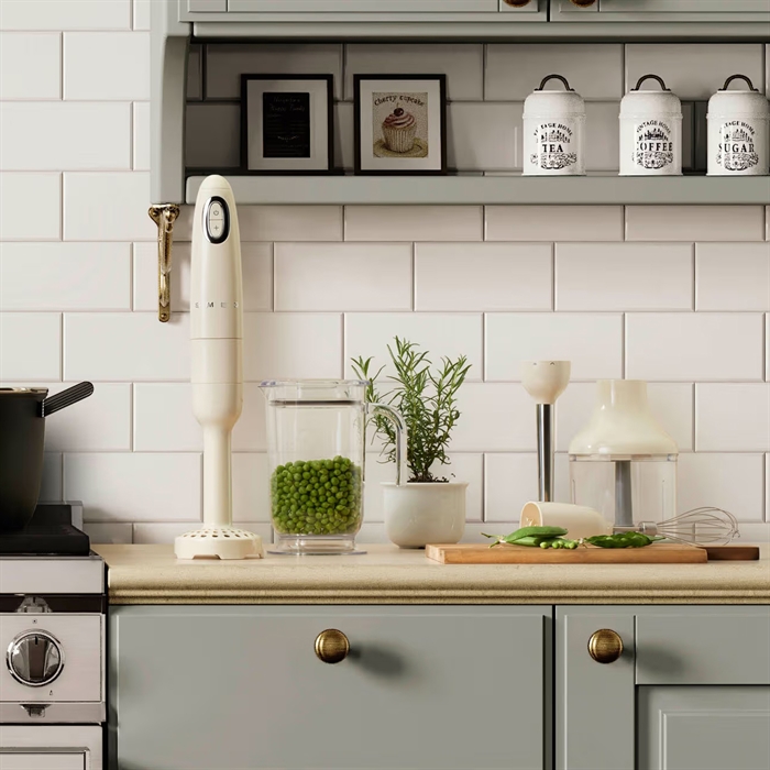 SMEG Stavmixer med utrustning. Italiensk toppkvalitet - 4 färger - Rekommenderat pris 1699,-