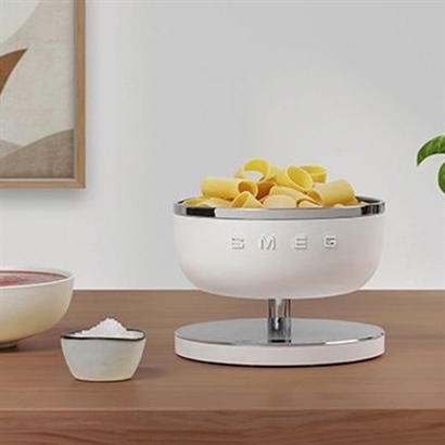SMEG Köksvåg. 2 färger - Rekommenderat utpris 1099,-