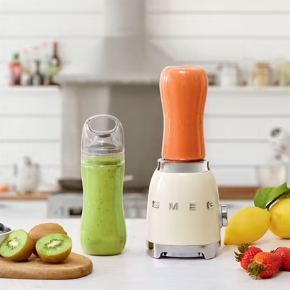 SMEG Kompakt italiensk blender - 5 färger - Rekommenderat pris 1299,-