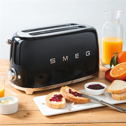 SMEG Ikonisk italiensk brödrost för 4 skivor bröd - 4 färger - Rekommenderat pris 1799,-