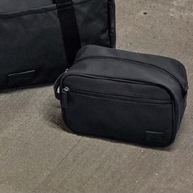 Markberg recycled Indy Weekendväska och Simon Toiletry Bag - Rek. pris kr. 1.898,-
