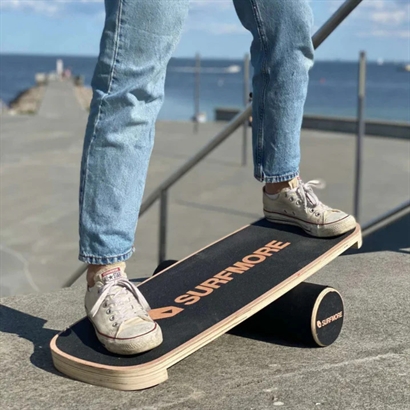 SURFMORE Balanceboard - Rekommenderat pris 799,-