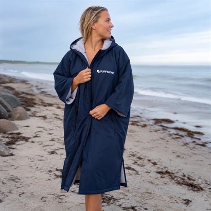 SURFMORE Vinterbadrock - Rekommenderat pris 799,-